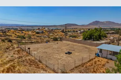 22740 Ramona, Nuevo, CA 92567 - Photo 9