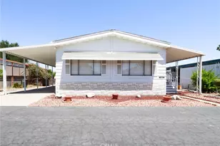1525 W Oakland Ave, Hemet, CA 92543 - Photo 1
