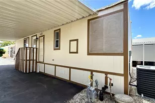 881 N Lake Street, Hemet, CA 92544 - Photo 5