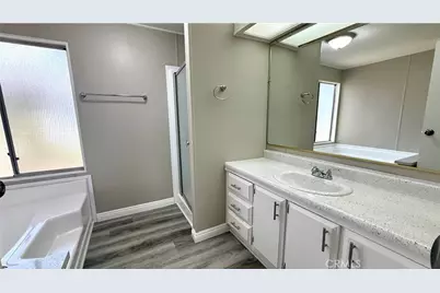881 N Lake Street #69, Hemet, CA 92544 - Photo 23