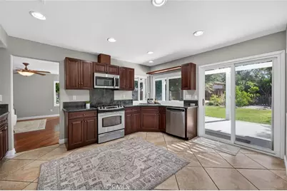 30180 Villa Alturas Drive, Temecula, CA 92592 - Photo 9