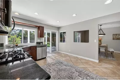 30180 Villa Alturas Drive, Temecula, CA 92592 - Photo 13