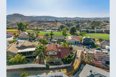 22627 Calcutta, Canyon Lake, CA 92587 - Photo 47