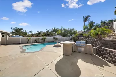 39805 Avenida Miguel Oeste, Murrieta, CA 92563 - Photo 47