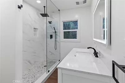 11018 S Chanera, Inglewood, CA 90303 - Photo 17