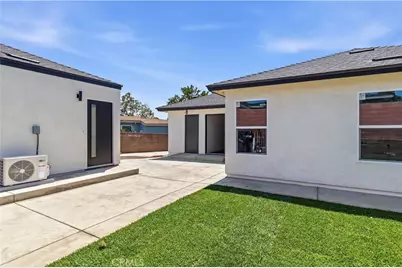 11018 S Chanera, Inglewood, CA 90303 - Photo 3