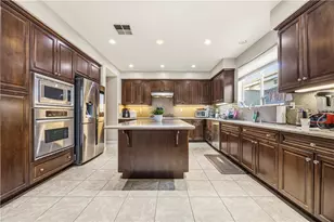 3317 Banyon Cir, Lake Elsinore, CA 92530 - Photo 13