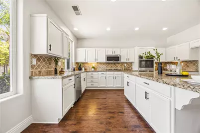 39638 Bayonne Place, Murrieta, CA 92562 - Photo 17