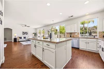 39638 Bayonne Place, Murrieta, CA 92562 - Photo 19