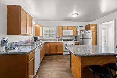 17182 Dante Street, Victorville, CA 92394 - Photo 3