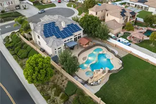 42490 Azure Sky Ct, Murrieta, CA 92562 - Photo 11