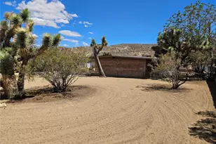 57492 Onaga Trail, Yucca Valley, CA 92284 - Photo 37