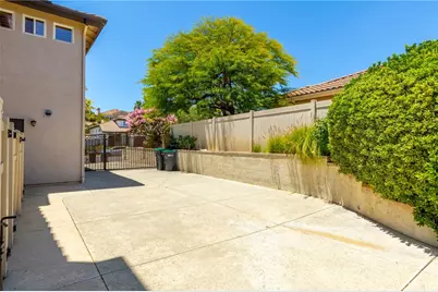 42711 Mountain Shadow Road, Murrieta, CA 92562 - Photo 29