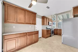 30396 Danube Ct, Temecula, CA 92591 - Photo 9