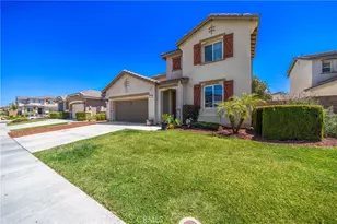 31109 Rose Arbor Ct, Murrieta, CA 92563 - Photo 3