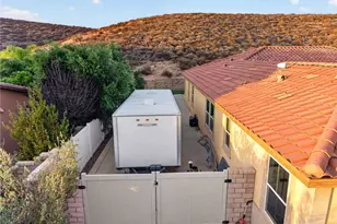 32696 Cougar Pass Ct, Winchester, CA 92596 - Photo 29