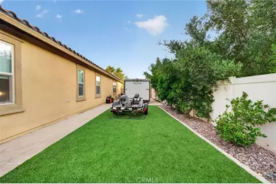 32696 Cougar Pass Court, Winchester, CA 92596 - Photo 23