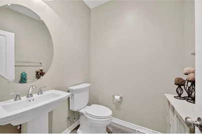 32696 Cougar Pass Court, Winchester, CA 92596 - Photo 17