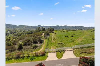 2 Las Palmeras, Temecula, CA 92590 - Photo 5