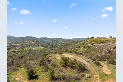 2 Las Palmeras, Temecula, CA 92590 - Photo 7