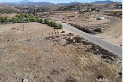 0 E Benton Rd (Adjacent To 38210 E Benton Rd), Hemet, CA 92544 - Photo 17