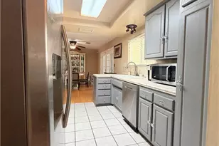 41931 Thornton Ave, Hemet, CA 92544 - Photo 13