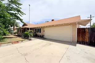 41931 Thornton Ave, Hemet, CA 92544 - Photo 3