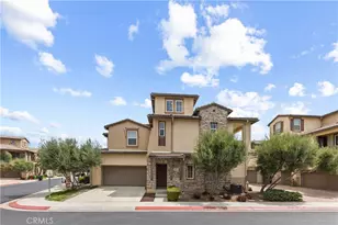 31031 Strawberry Tree Ln, Temecula, CA 92592 - Photo 3