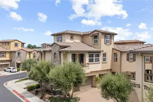 31031 Strawberry Tree Ln, Temecula, CA 92592 - Photo 5