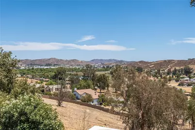 17240 Gunnerson, Lake Elsinore, CA 92530 - Photo 5