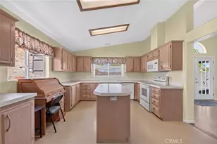 38012 Calle Quedo, Murrieta, CA 92562 - Photo 15