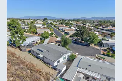 38012 Calle Quedo, Murrieta, CA 92562 - Photo 43