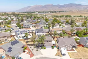 24861 Loire Ct, Hemet, CA 92544 - Photo 33