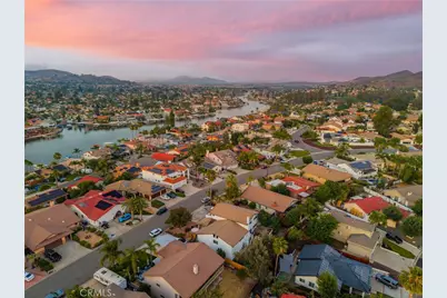 23039 Blue Bird Drive, Canyon Lake, CA 92587 - Photo 55