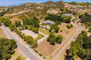 37954 Calle De Lobo, Murrieta, CA 92562 - Photo 73