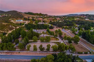 37954 Calle De Lobo, Murrieta, CA 92562 - Photo 3