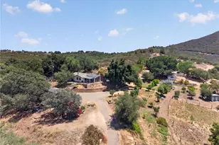 17535 Bear Valley Ln, Escondido, CA 92027 - Photo 3
