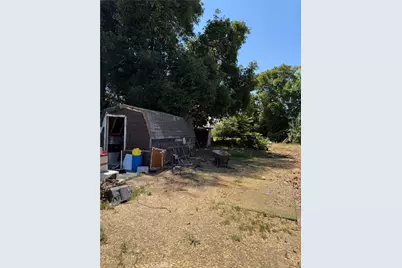 2729 Huckleberry Road, Santa Ana, CA 92706 - Photo 11