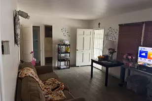 2729 Huckleberry Rd, Santa Ana, CA 92706 - Photo 3