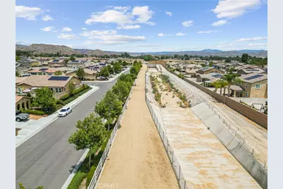 14366 Arborglenn, Moreno Valley, CA 92555 - Photo 9