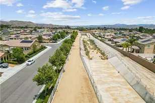 14366 Arborglenn, Moreno Valley, CA 92555 - Photo 9