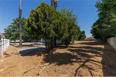 26739 Franklin, Hemet, CA 92545 - Photo 37
