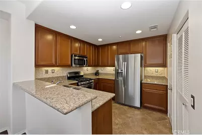 31205 Strawberry Tree, Temecula, CA 92592 - Photo 3
