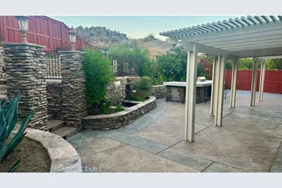 215 Gamez, Hemet, CA 92545 - Photo 31