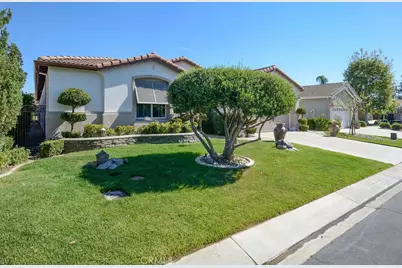 8174 Maruyama Drive, Hemet, CA 92545 - Photo 3