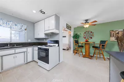 261 Mary, Hemet, CA 92543 - Photo 13