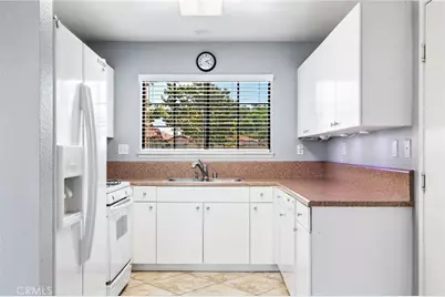 1041 Mountain View, Hemet, CA 92545 - Photo 11