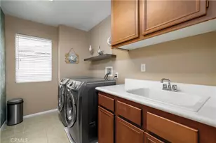 31922 Manzanita Ln, Lake Elsinore, CA 92532 - Photo 15