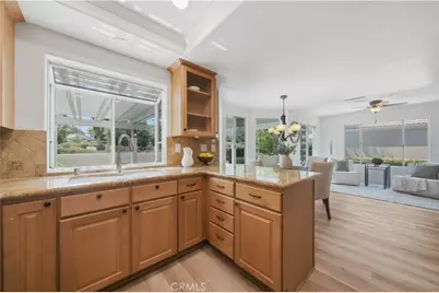 40502 Via Amapola, Murrieta, CA 92562 - Photo 17