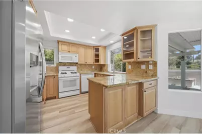 40502 Via Amapola, Murrieta, CA 92562 - Photo 19